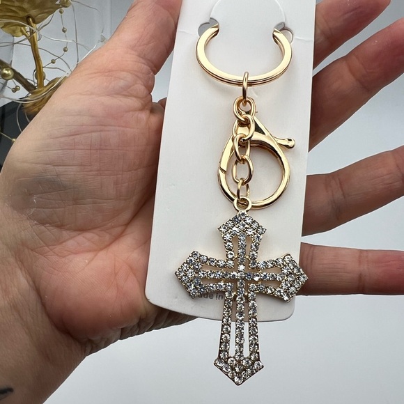 Mint Accessories - Gold and Silver Cross Keychain